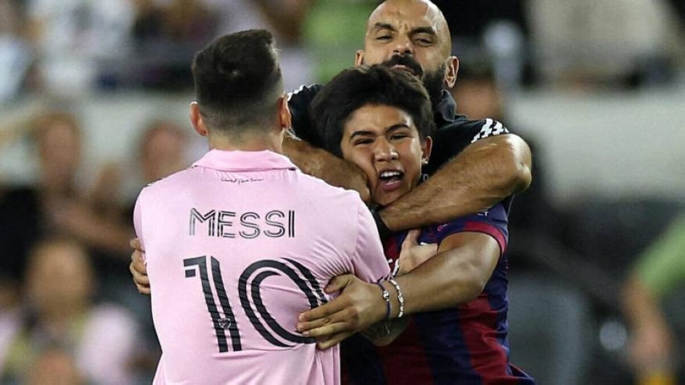 بقرار من رابطة الدوري الأمريكي.. ميسي يفقد حارسه الشخصي