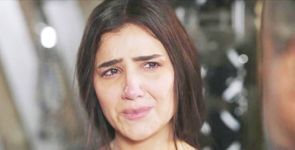 مي عمر.. هل يكفي «الانفصال الإخراجي» لتأكيد الموهبة؟