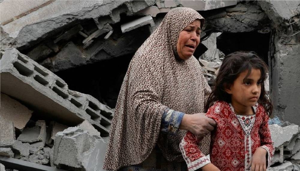 55 قتيلاً في مجزرة عيادة «الأونروا».. وحماس تنفي مزاعم إسرائيل