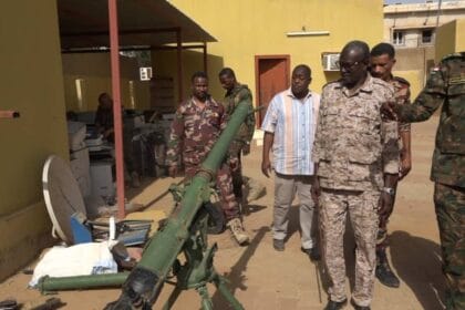 بعد قصف «الدعم السريع» محطة الكهرباء بمسيرة.. الظلام يخيّم على السودان