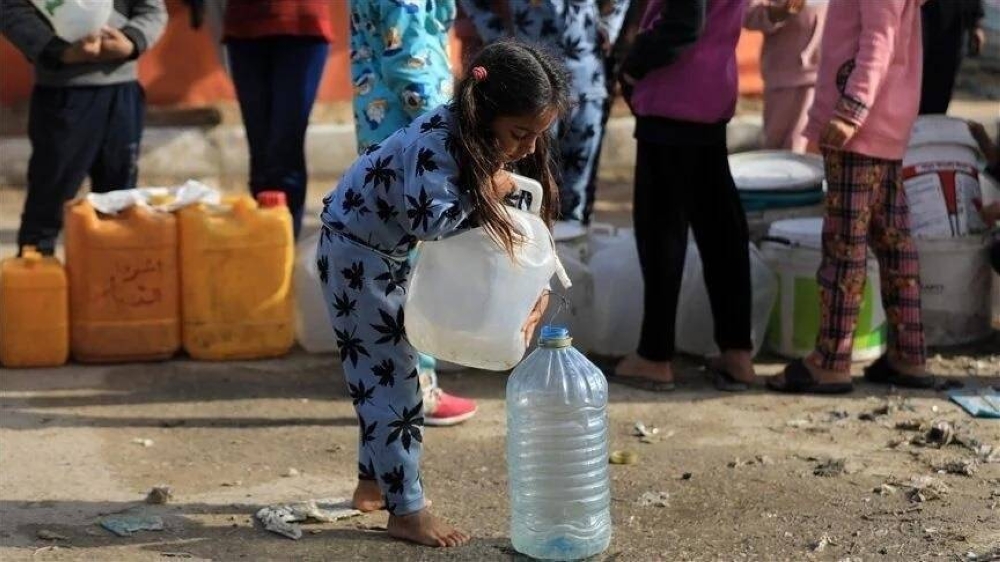 بعد تدمير الاحتلال مشاريع المياه.. غزة من لم يمت بالقصف مات عطشاً