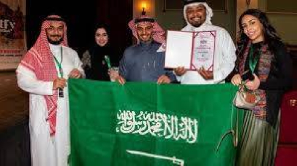 «جوقة المسرح» السعودية تحقق جائزة «ستيفي جورجيا الدولي»