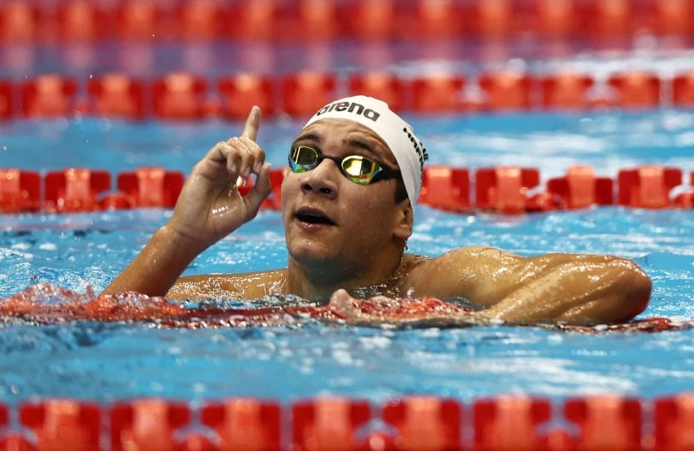 إيقاف سباح أولمبي 21 شهراً إيقاف سباح أولمبي 21 شهراً