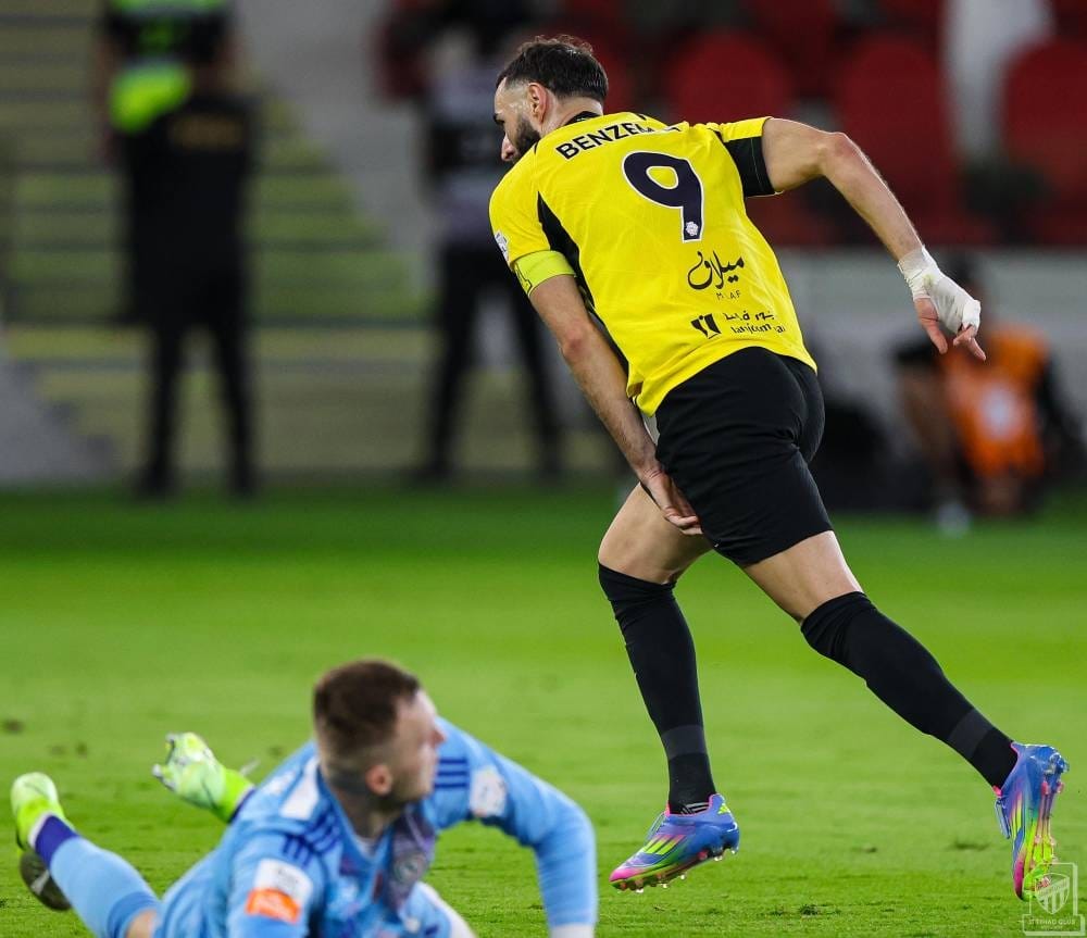 الاتحاد في الملعب طرب.. ومن لقب الدوري اقترب الاتحاد في الملعب طرب.. ومن لقب الدوري اقترب