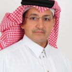 «الخمعلي» يسلّط الضوء على رمزية الإبل.. «خفاف» يوثق مسيرة الهجن في الجزيرة العربية