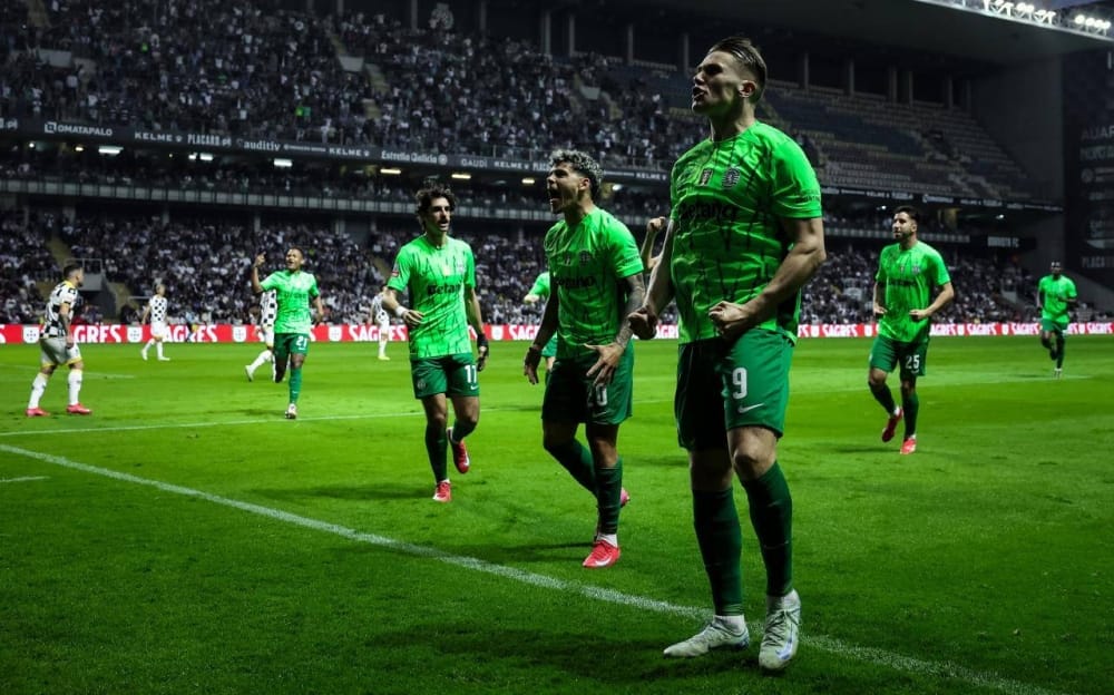 «خماسية» تعيد صدارة الدوري البرتغالي لسبورتنج لشبونة «خماسية» تعيد صدارة الدوري البرتغالي لسبورتنج لشبونة