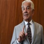 وسط اشتباكات ليلية.. وزير الدفاع الباكستاني: الهجوم الهندي وشيك
