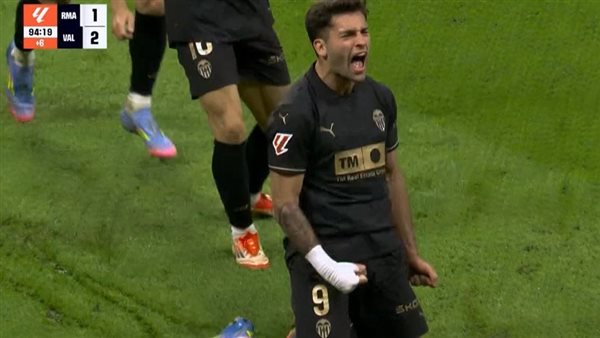 ريال مدريد يسقط أمام فالنسيا بسيناريو قاسي في الدوري الإسباني