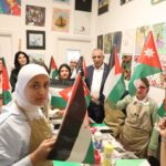 مبادرة “عبق اللون” تحتفي باليوم الوطني للعلم الأردني