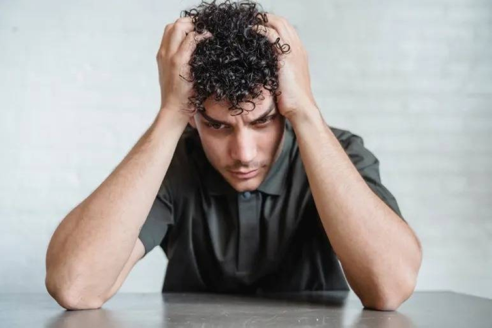 3 علامات تكشف الارتباط الوراثي بالتوتر