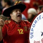 الموت يغيب أشهر مشجعي المونديال ومنتخب إسبانيا