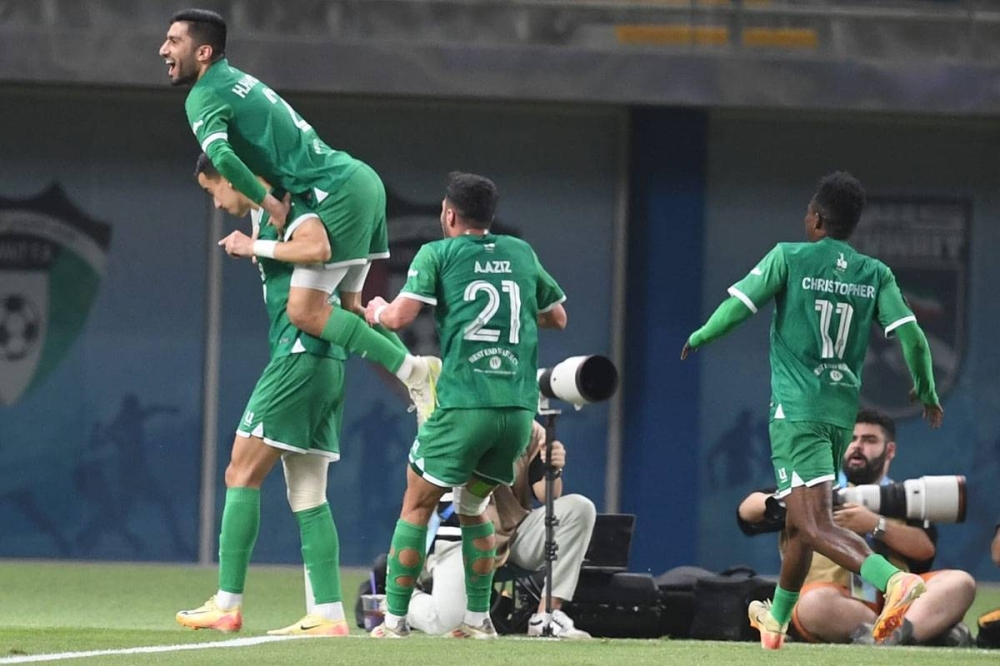 العربي يواصل مطاردة «الكويت» المتصدر