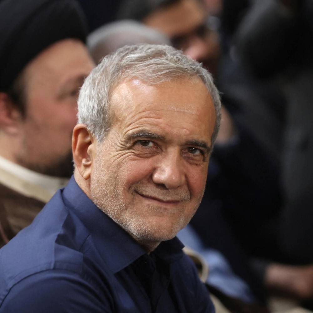 الرئيس الإيراني: مستقبلنا ليس مرتبطاً بنتائج المفاوضات الأمريكية