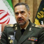 وزير الدفاع الإيراني يهدد بالرد بقوة إذا تعرضت بلاده لهجوم إسرائيلي