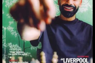 صلاح يسطع على غلاف «الكرة الذهبية»