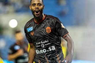 «ريمونتادا» الرياض تحطم أمواج الخليج