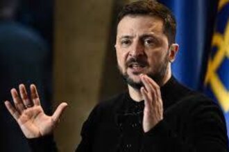 زيلينسكي: مستعدون لإنهاء الحرب.. ونتوقع التزام روسيا بالتهدئة