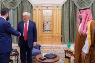 ترمب والشرع يجتمعان في الرياض.. مساعٍ أمريكية لتطبيع العلاقات مع سورية