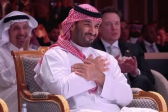 سوريون يتفاعلون.. و«حركة» الأمير محمد بن سلمان تتصدر «الترند»