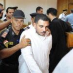 لماذا قررت محكمة مصرية حبس والدة «سفاح التجمع»؟