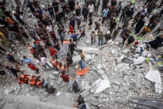 مفاوضات غزة تحت النار.. «حماس» تستنجد