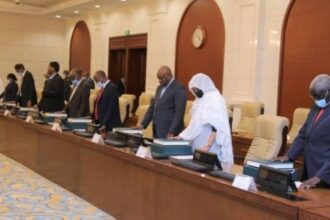مشاورات لتشكيل حكومة جديدة في السودان