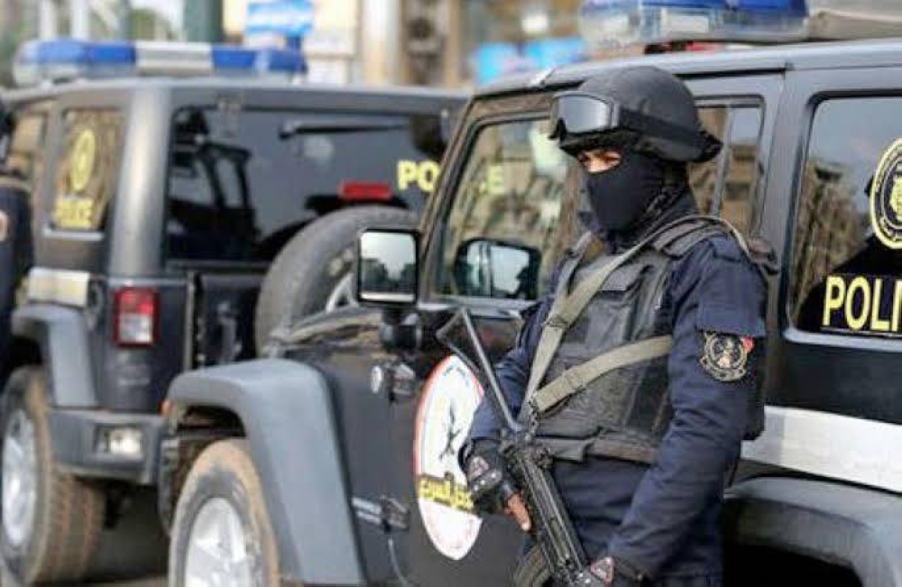 أخطر صيدلي في مصر.. هارب من 587 سنة سجن في 388 قضية