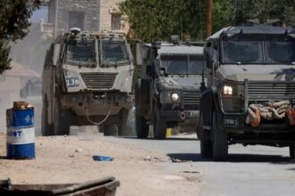 «الاحتلال» يصعد في طولكرم ويعتقل 25 فلسطينياً
