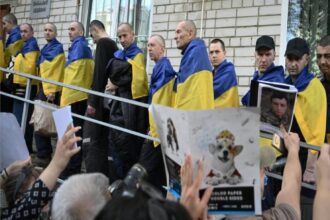 رغم نجاح صفقات الأسرى.. أوكرانيا وروسيا تتبادلان الاتهامات حول الهجمات الليلية