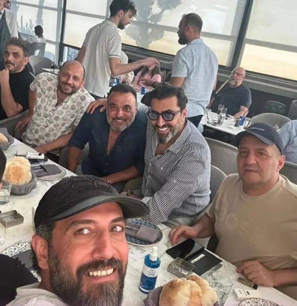 عمل فني أم عودة للوطن؟.. الفنان السوري باسم ياخور يثير الجدل في دمشق عمل فني أم عودة للوطن؟.. الفنان السوري باسم ياخور يثير الجدل في دمشق