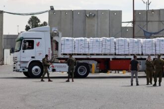 هل تمهّد «مؤسسة إغاثة غزة» لتهجير الفلسطينيين؟