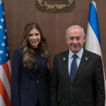 إيران تدرس مقترحاً عُمانياً لإزالة العقبات.. وأمريكا تطلع إسرائيل على سير المفاوضات