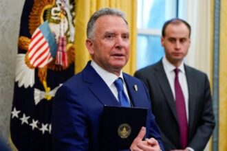 إسرائيل ترفض مقترح «بحبح».. وحماس تطالب بضمانات لقبول «خطة ويتكوف» إسرائيل ترفض مقترح «بحبح».. وحماس تطالب بضمانات لقبول «خطة ويتكوف»
