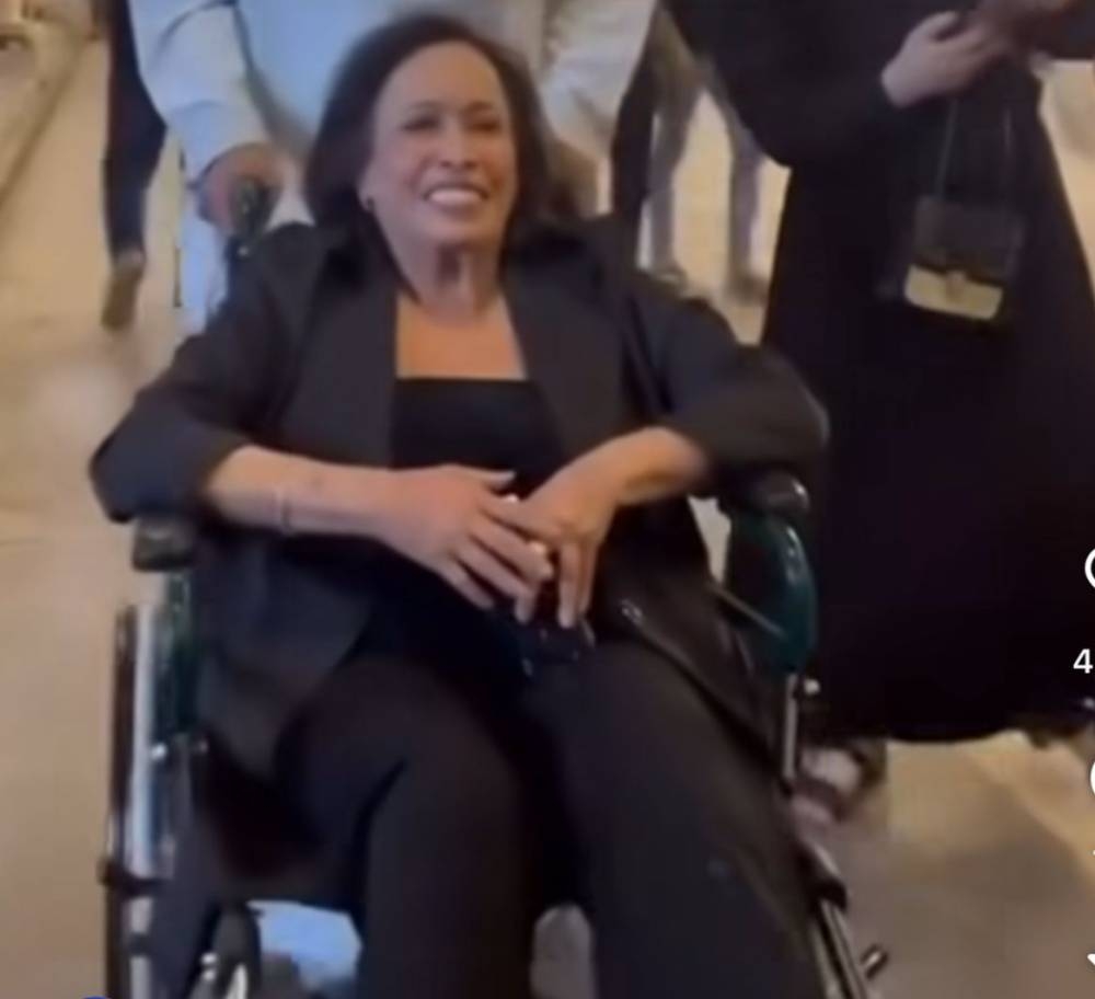 في أحدث ظهور من بغداد.. حياة الفهد على كرسي متحرك