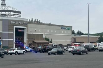 إطلاق نار داخل مركز تجاري في كونيتيكت الأمريكية