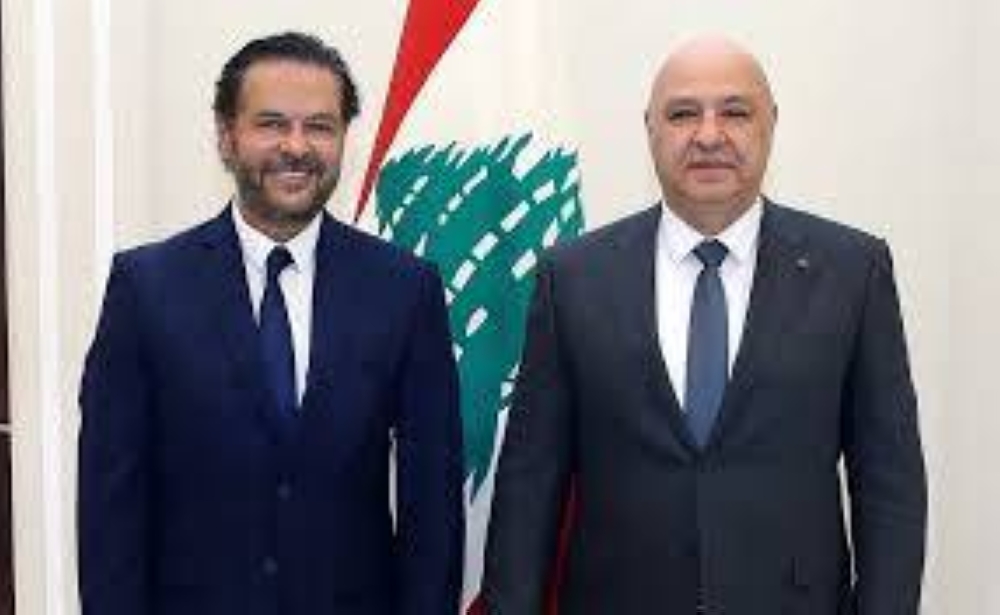 استقبله الرئيس اللبناني.. راغب علامة: نأمل عودة لبنان منارةً للشرق استقبله الرئيس اللبناني.. راغب علامة: نأمل عودة لبنان منارةً للشرق