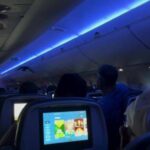 بسبب «ضيفين غريبين» على طائرة.. تأخُر رحلة مرتين