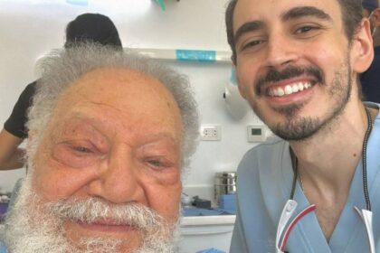 يحيى الفخراني لـ عكاظ: أنا بخير.. وأعود إلى المسرح بـ«الملك لير»