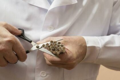 فرنسا تودّع التدخين.. حظر شامل في الأماكن العامة والمتنزهات