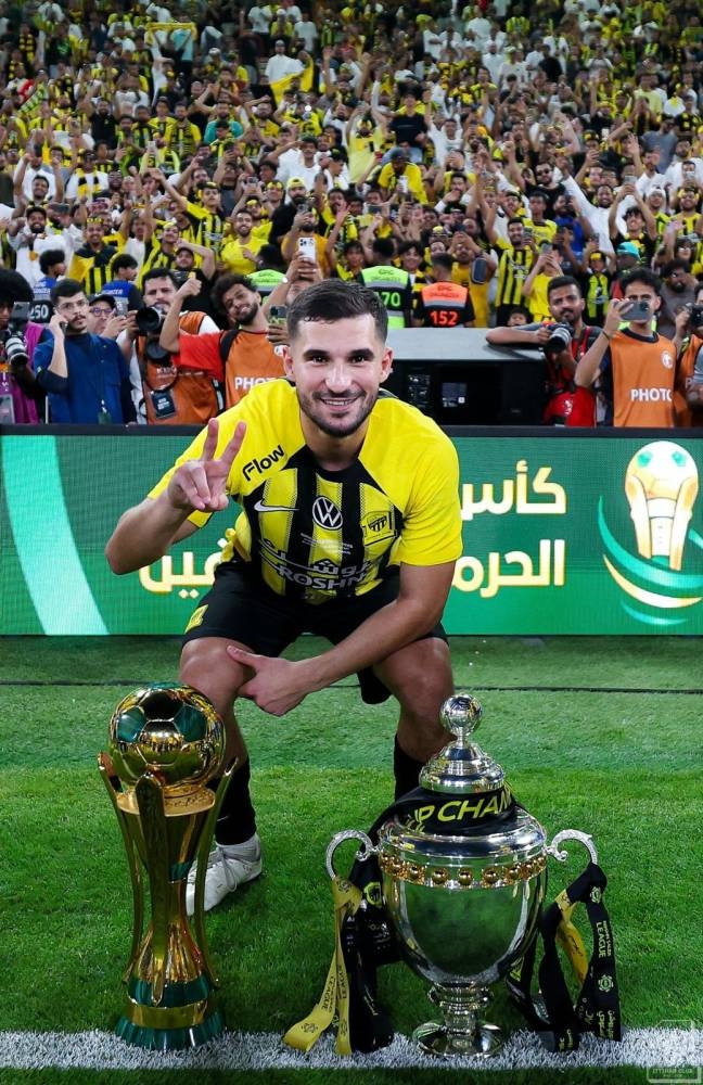 أبو عرّاد لـ«عكاظ»: الاتحاد فريق بطولات.. وجمهوره عظيم