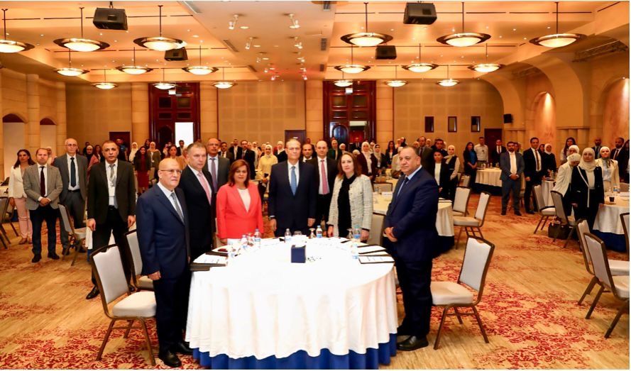 المركزي ينظم جلسة حوارية حول دور المرأة في التكنولوجيا المالية والابتكار المركزي ينظم جلسة حوارية حول دور المرأة في التكنولوجيا المالية والابتكار