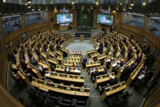 إرادة ملكية بفض الدورة العادية لمجلس الأمة اعتبارا من صباح يوم الأحد