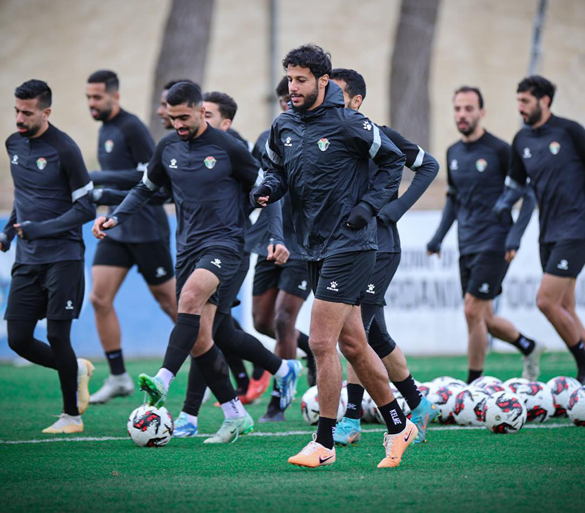 حلم المونديال يحفز لاعبي الأندية للالتحاق بالمنتخب الوطني
