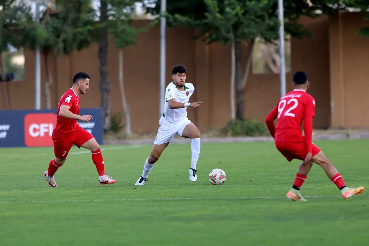 تعادل الأهلي والصريح في دوري المحترفين