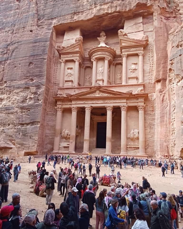 عودة الحركة السياحية في البترا إلى طبيعتها بعد حالة عدم الاستقرار الجوي