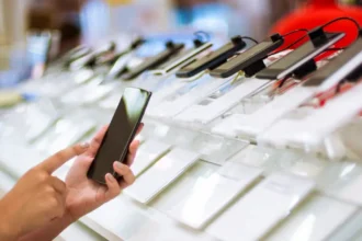 استيراد 480 ألف جهاز خلوي بقيمة 44 مليون دينار في الثلث الأول من العام