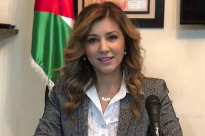 آية الأسمر نقيبا لأطباء الأسنان