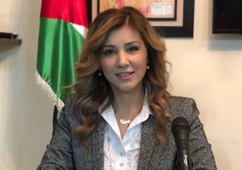 آية الأسمر نقيبا لأطباء الأسنان