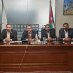 بحث التعاون بين “تنظيم الاتصالات” ومستثمري الأجهزة الخلوية