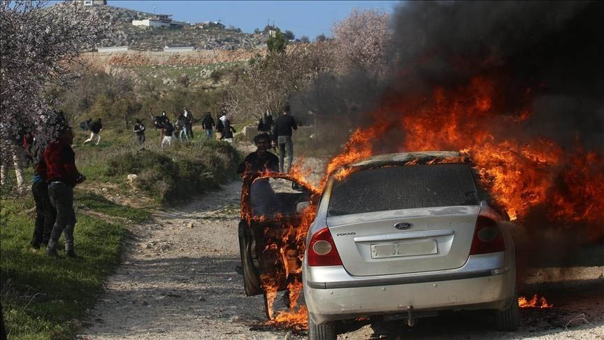 مئات المستوطنين يقتحمون مقام يوسف ويحاولون حرق مسجد في نابلس​ 